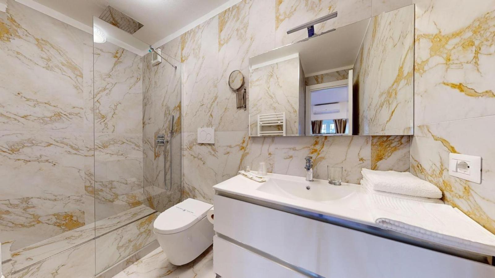 Guest House Duomo Milano Exterior foto
